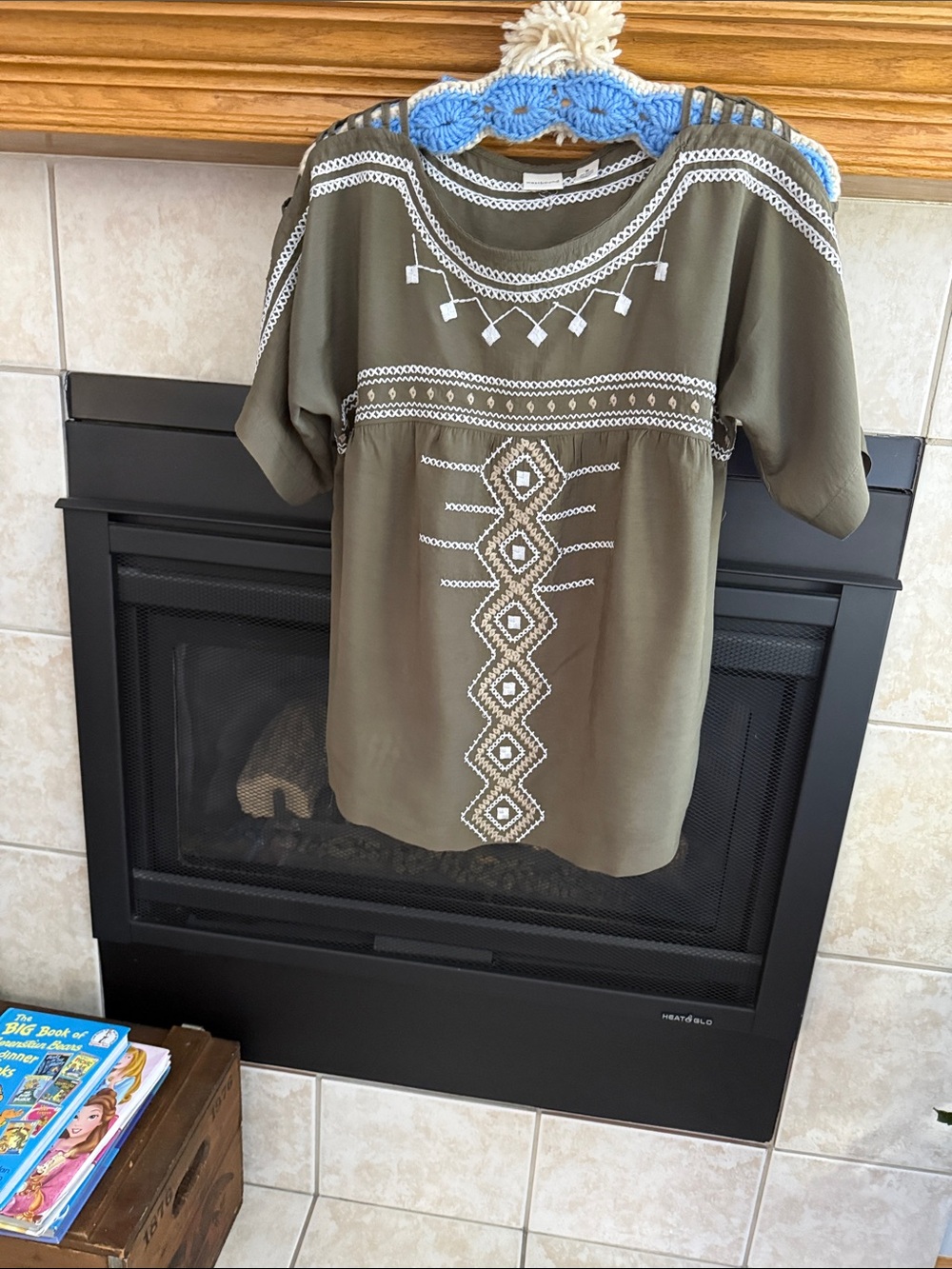 Westbound Olive Short-Sleeve Embroidered Tunic Top